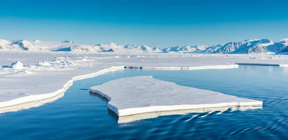 Arctic Ocean - The Smallest & Shallowest Ocean