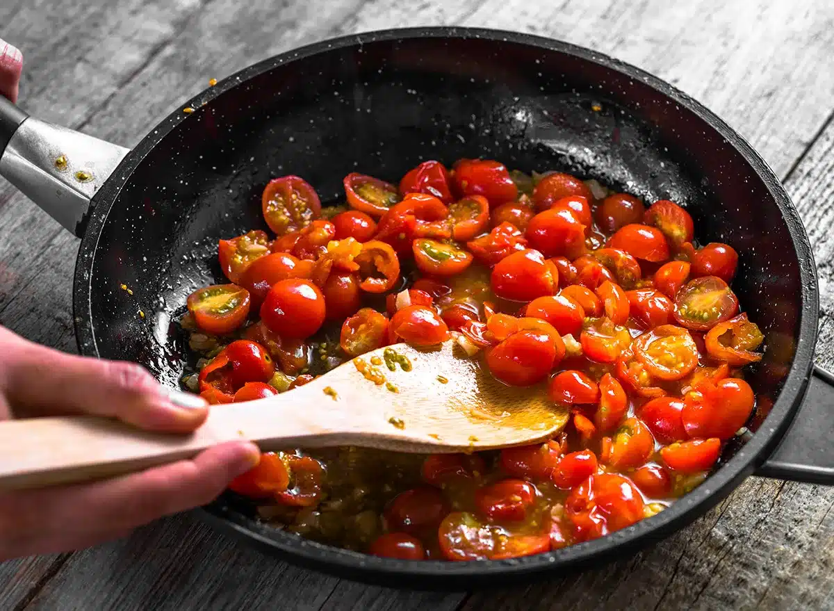 Best Food Items to Prepare on a Non-Stick Pan .jpg