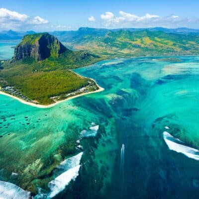 Biggest Waterfall is in The Ocean
