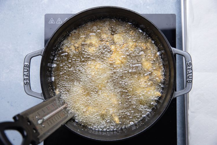 Frying the Oysters