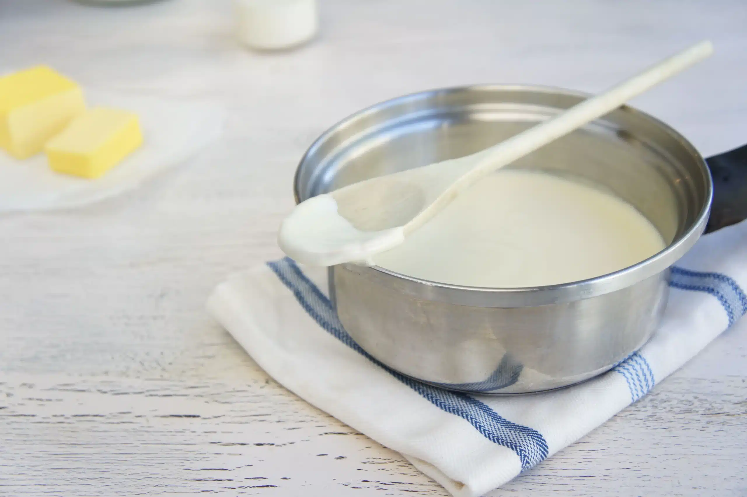 Important Steps to Remember While Preparing White Cream .jpg