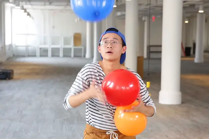 Keep the Balloons in the Air
