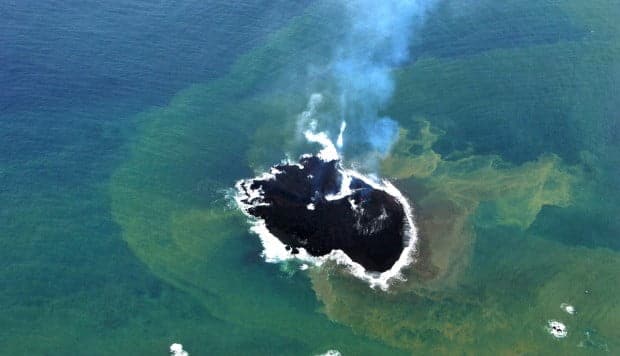 Pacific Ocean - Home to the 'Ring of Fire'