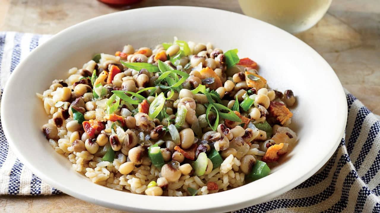 What to Serve with Purple Hull Peas