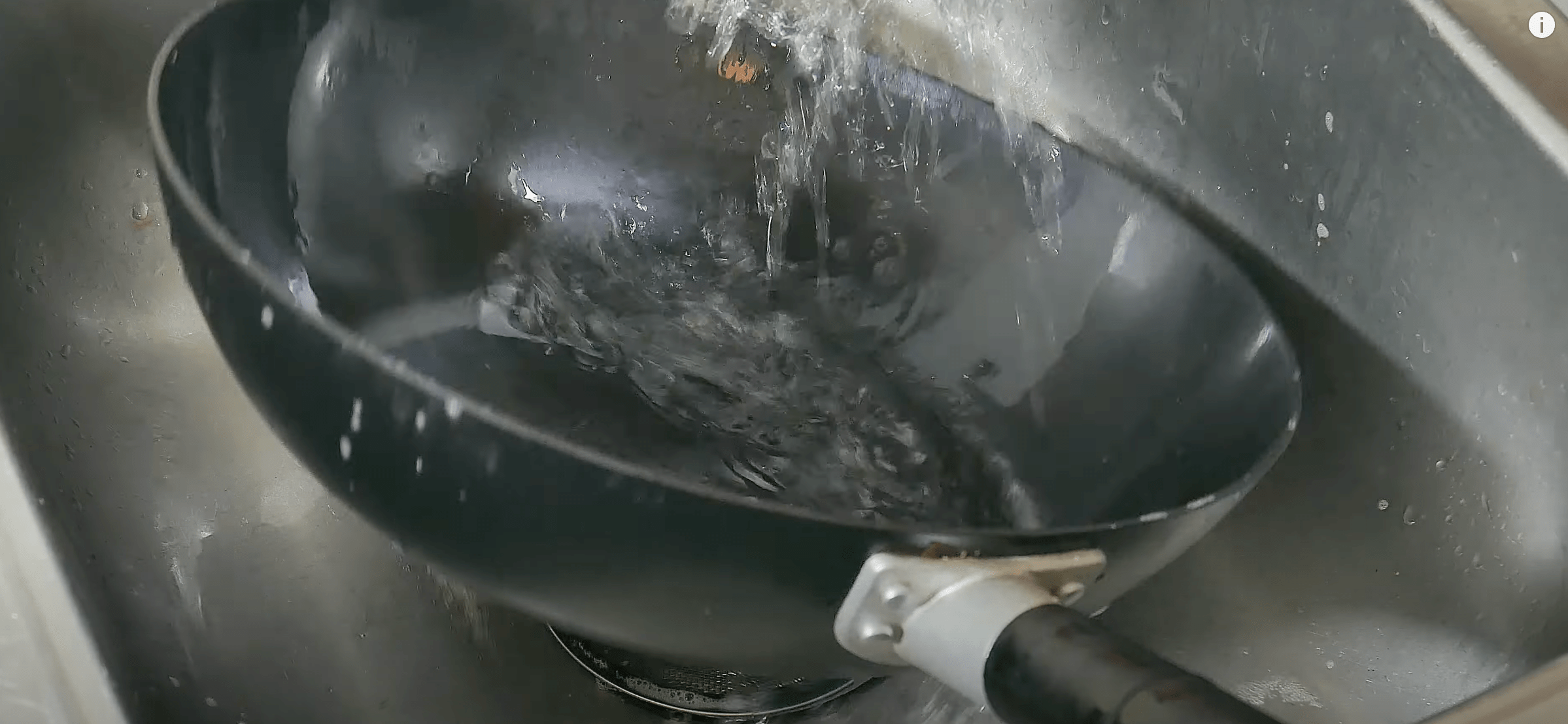 Cleaning the Wok Post-Cooking
