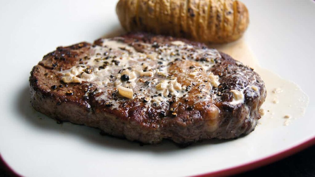 Ribeye au Poivre (Peppered Ribeye)