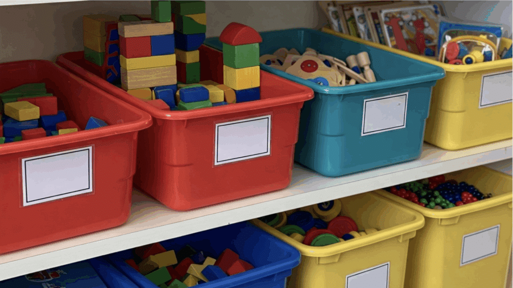 How Morning Activity Bins Support Classroom Management
